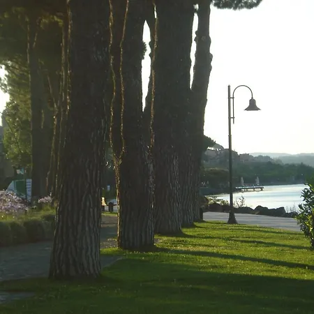 Relax In Piazzetta Casa E Per Vacanze 度假居